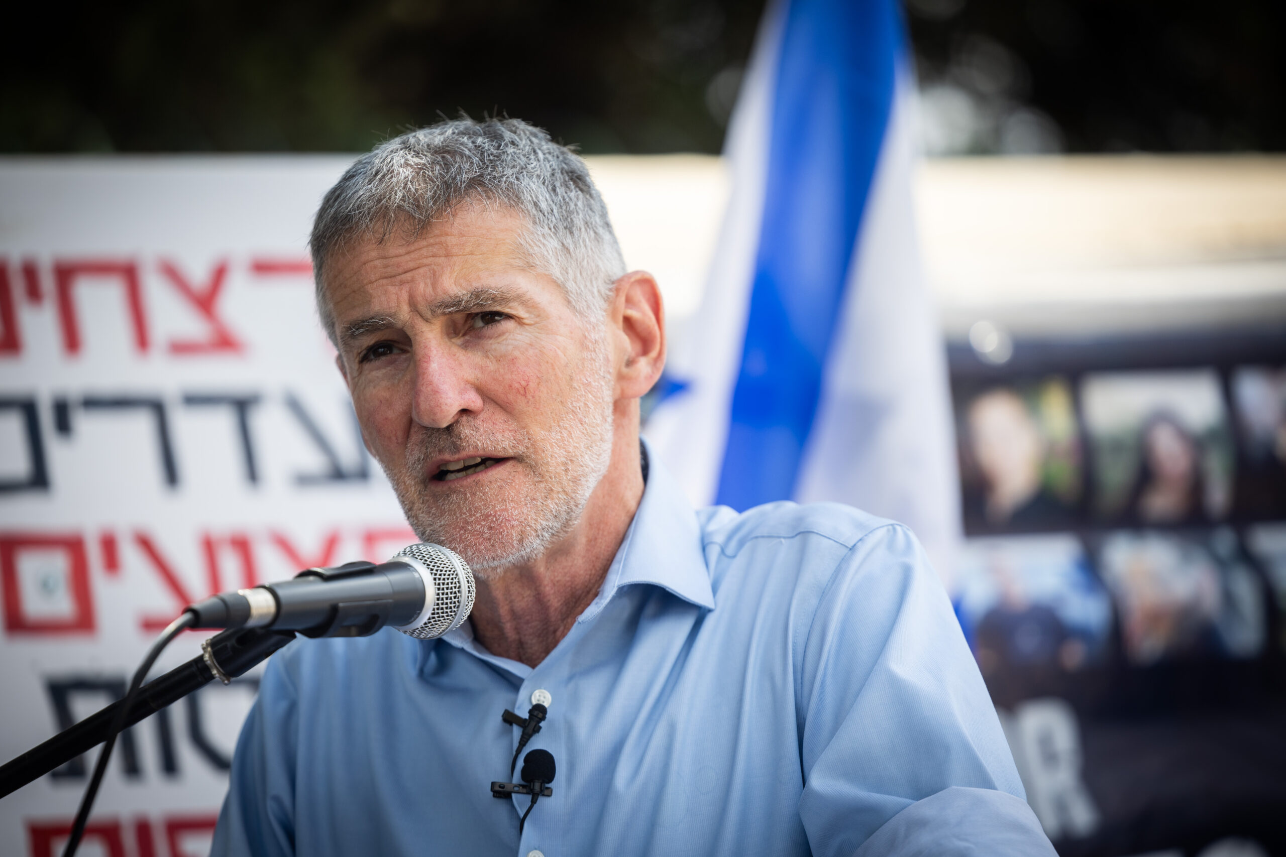 Golan to Eisenkot: Stop Sitting on the Fence