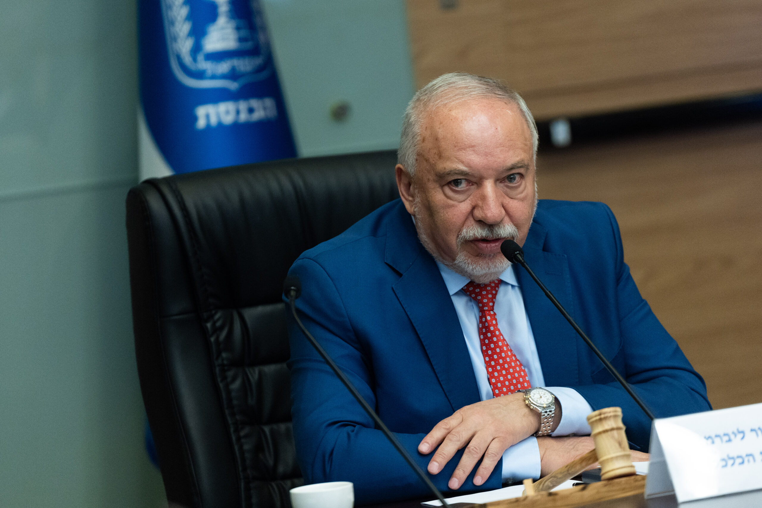 Bennett Who? MK Liberman: I’m Most Qualified for PM