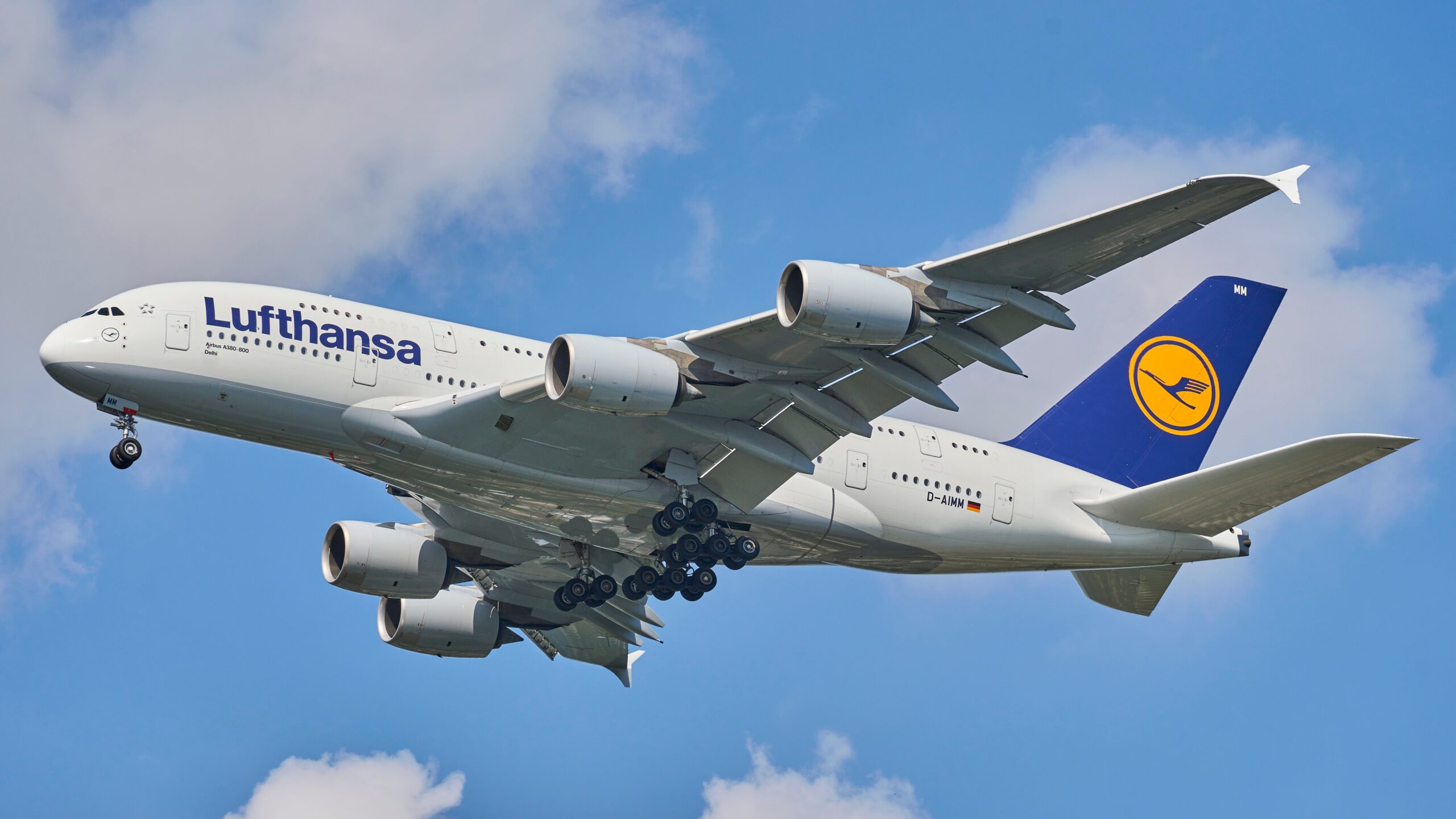 Lufthansa Returns, Expands Israel Flights This Summer