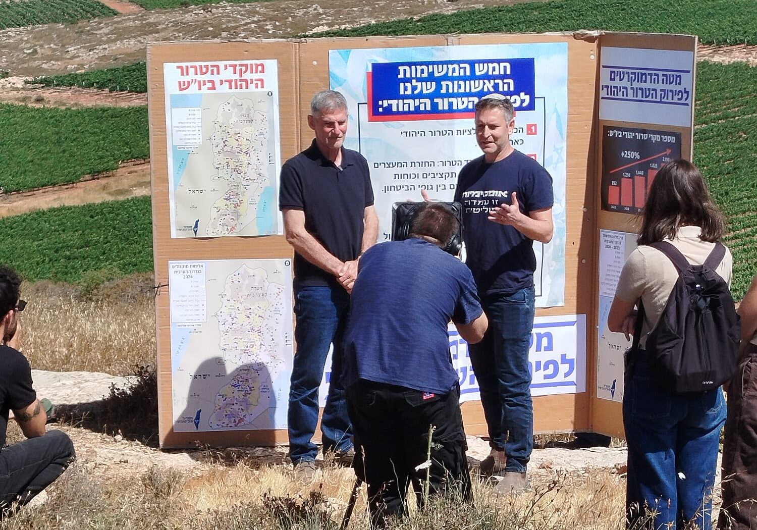 A Left-Wing Party’s Fake Eviction Notice in New Jewish Town