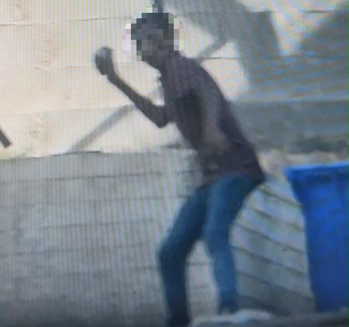 IDF Arrested Rock-Throwing Terrorist Caught on Camera