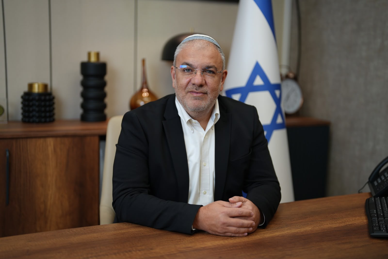 Israeli Mayor Faces Death Threats, Security Upgraded