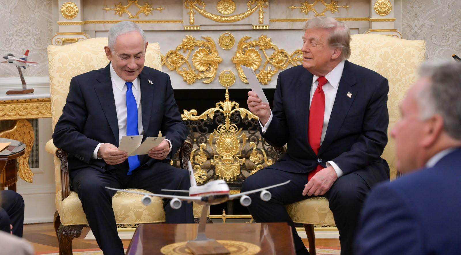 US and Israel Weigh Land Blockade of Iran