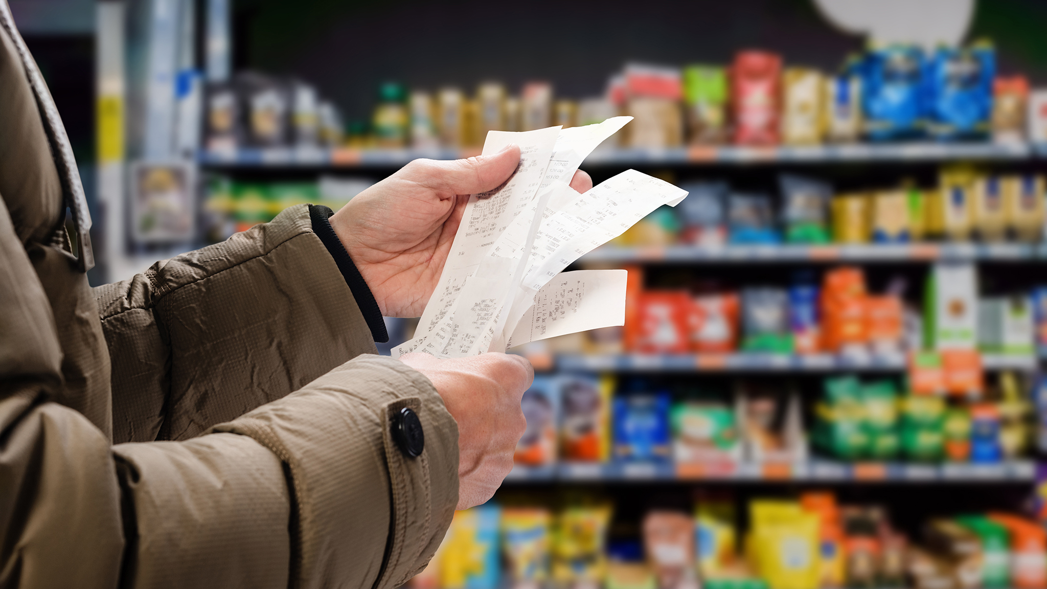 Israelis Buy Less at Supermarkets as Cost of Living Bites