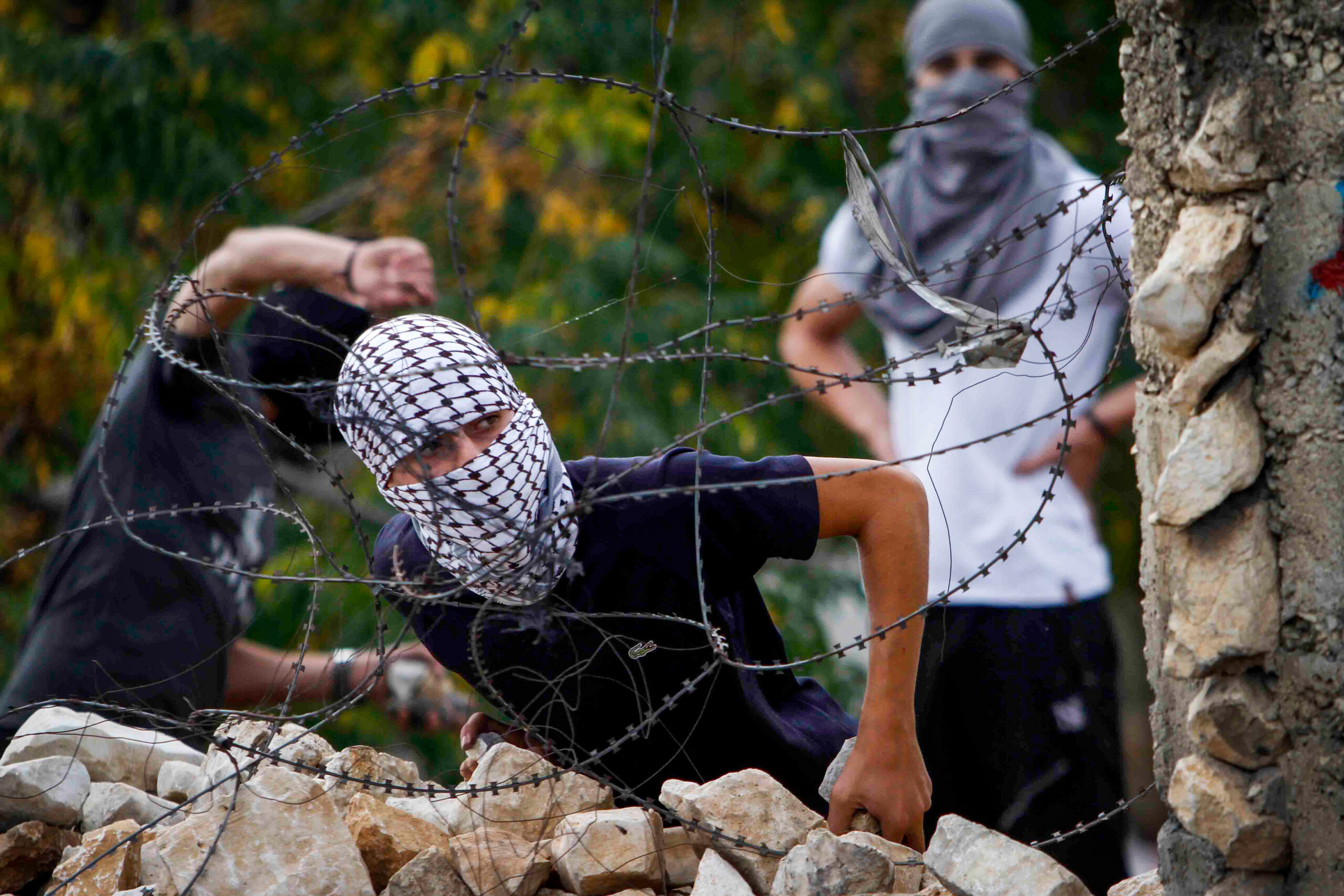 Family Attacked by Terrorists in Kiryat Arba Lynch Attempt
