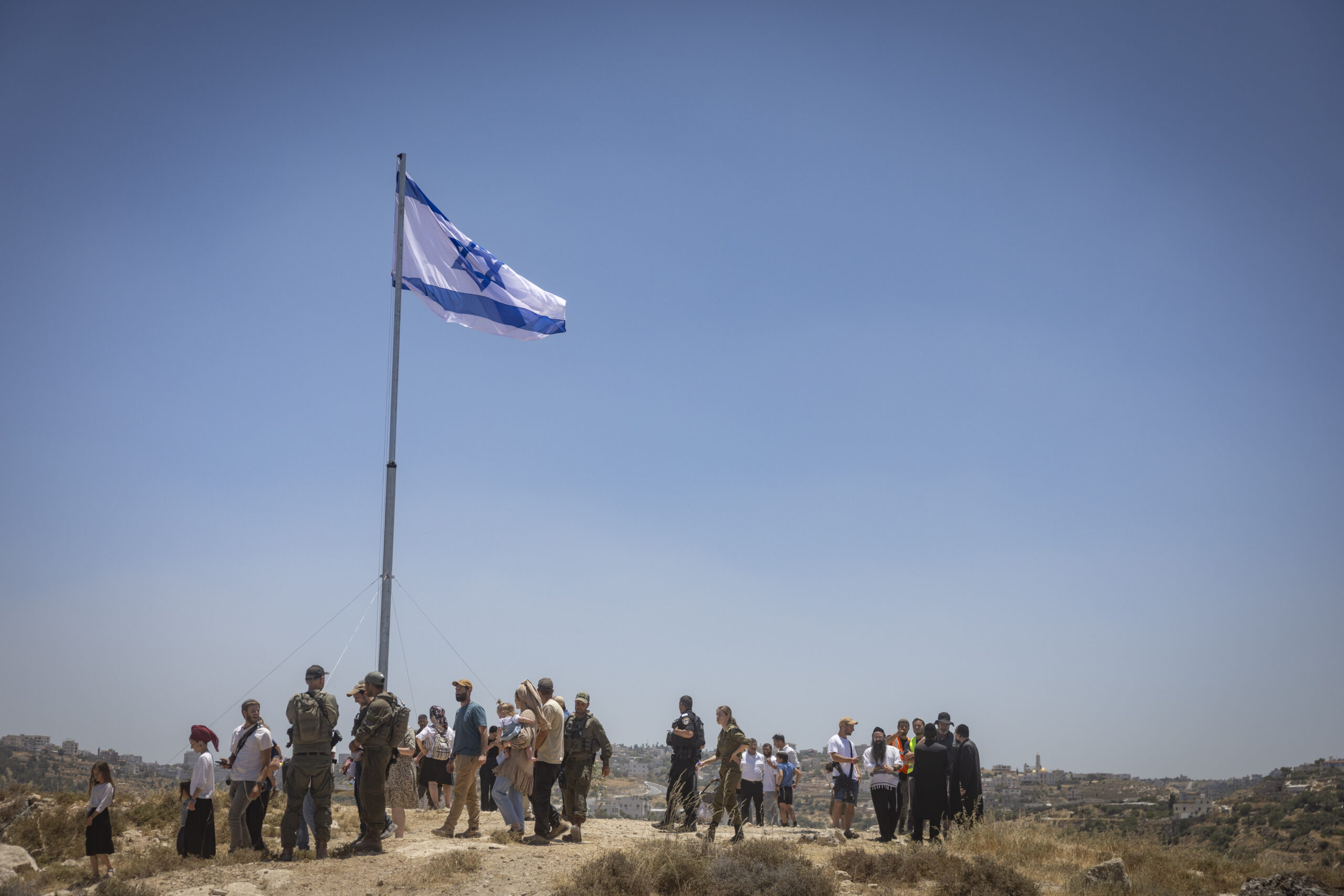 Sa’ar Torches UK Foreign Sec Over Judea & Samaria