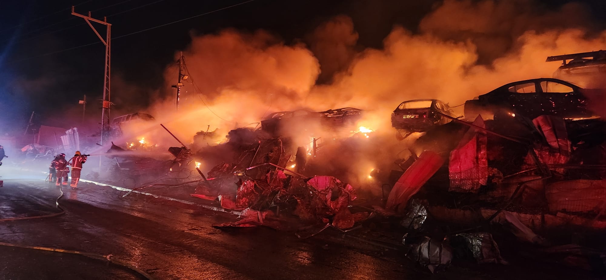 Massive Fire in Kiryat Arba Contained After 16 Hours