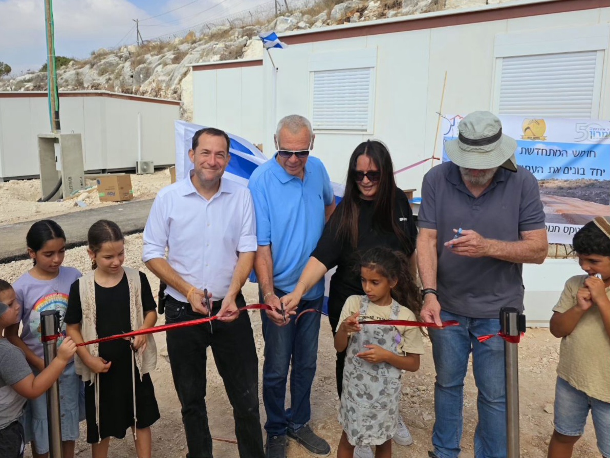 20 New Families Move to Hermesh in Northern Samaria