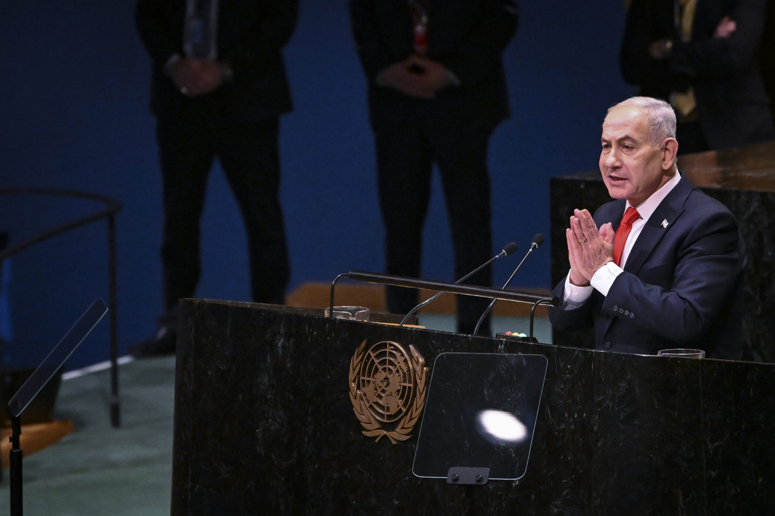 Iraqi Writer Defends Netanyahu at UN, Stuns TV Host