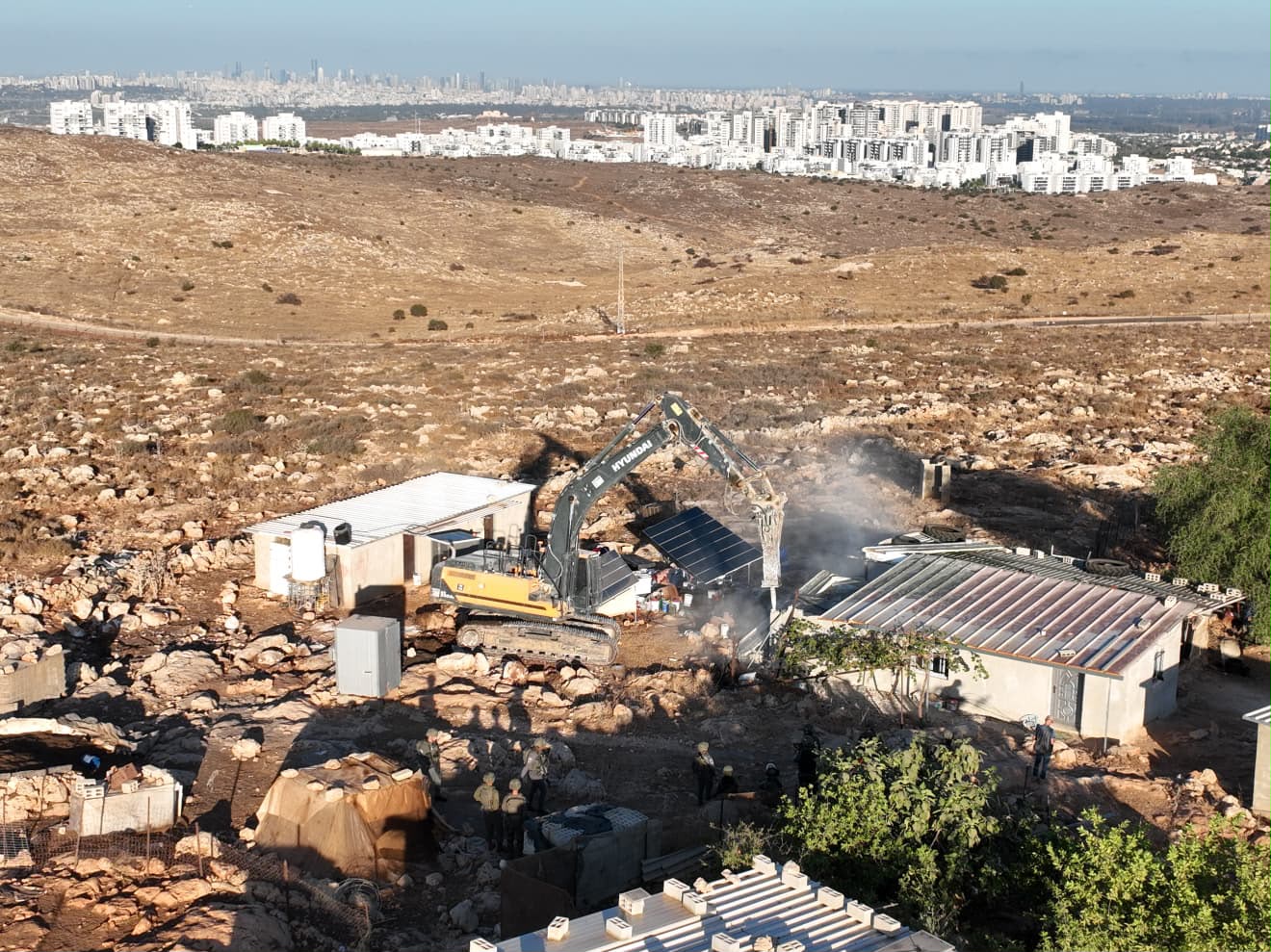 Dozens of Illegal Buildings Demolished in Judea and Samaria