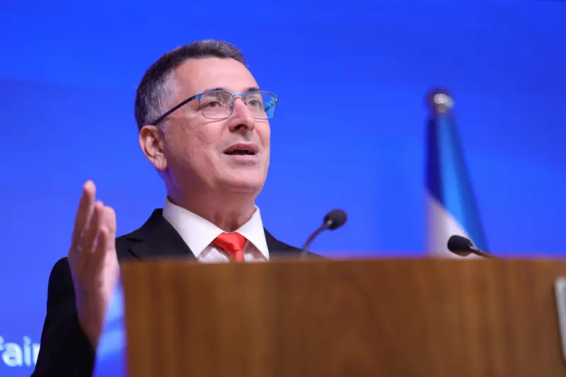 Sa’ar Slams UK for Sanctions, ‘Outrageous Lies,’ Jew-Hatred