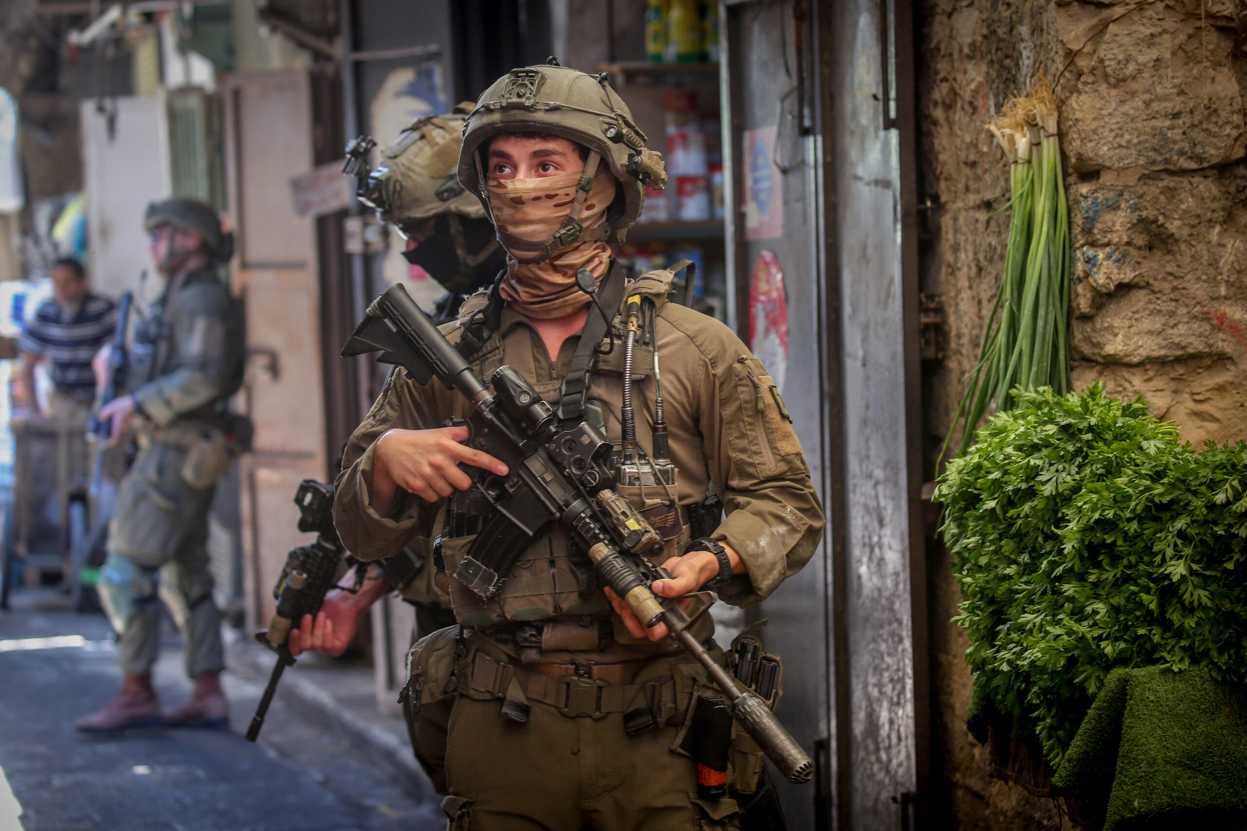Duvdevan Unit Arrests Two Arms Dealers in Shechem Casbah Raid