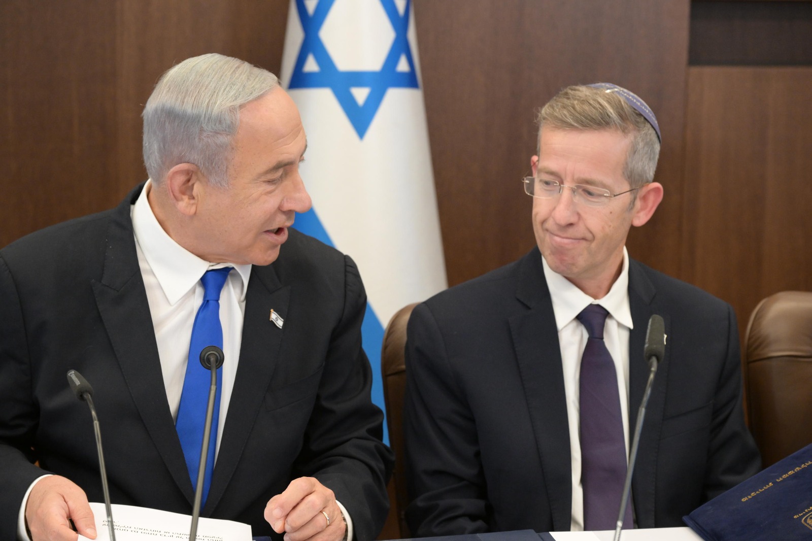 Cabinet Sec Reveals Wartime Faith in Netanyahu’s PMO
