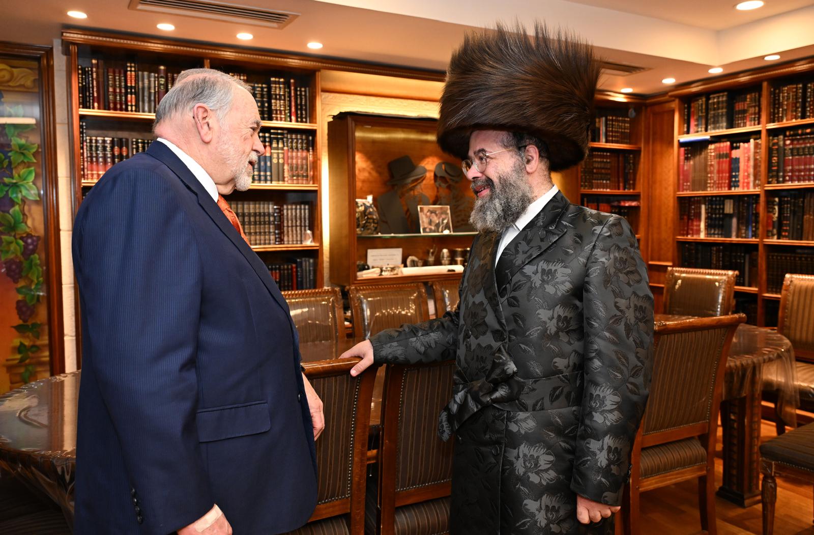 Historic: US Ambassador Huckabee Visits Israel’s Chief Rabbis
