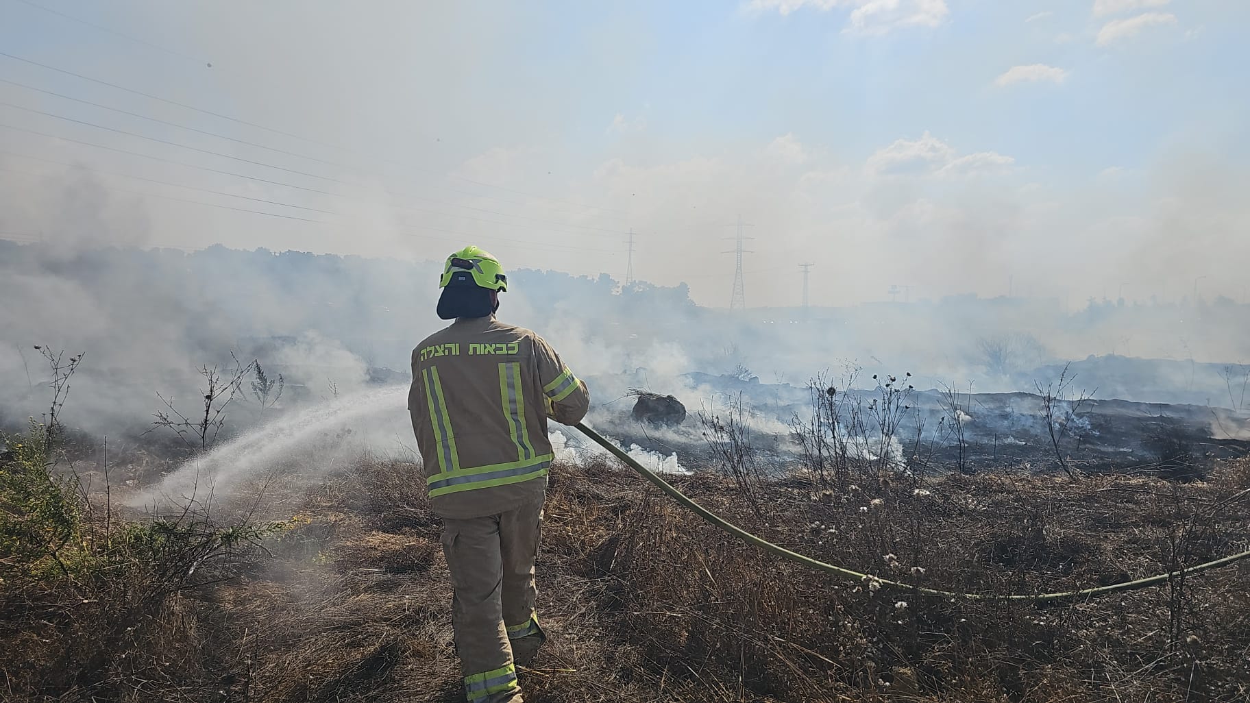Fire Breaks Out Near Gush Etzion, Firefighting Planes Scramble