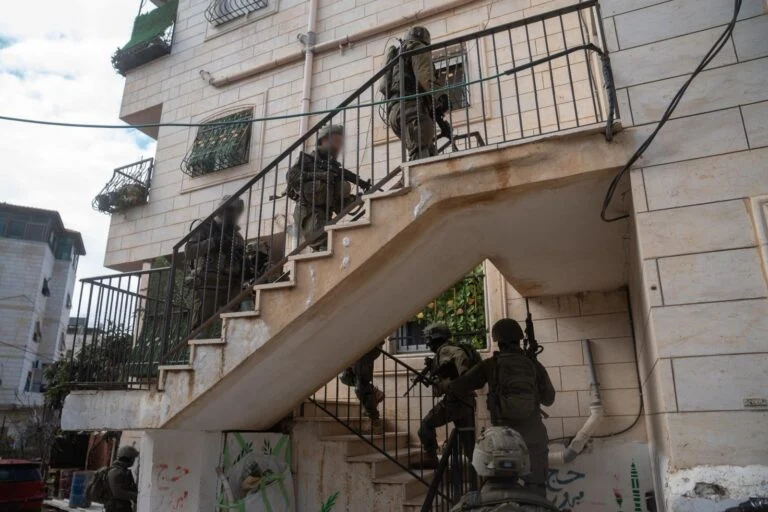 Netanyahu Warns Enemies Against Election-Period Attack