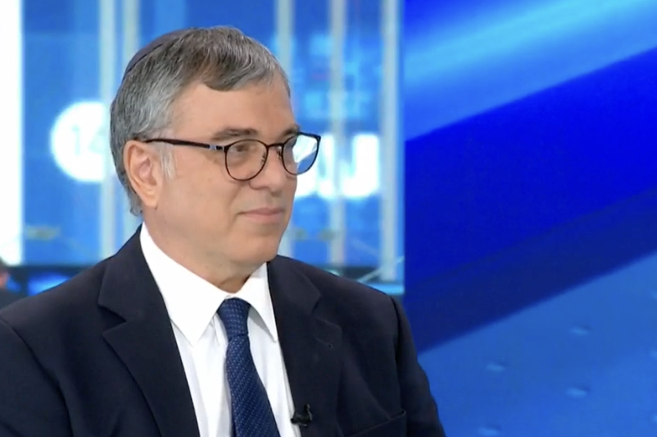 Pollster Sticks to Forecast: Right-Wing Bloc Will Win Majority